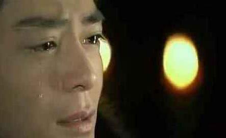 一个明星哭戏最能考验演技的时刻,影视剧中也常常被明星的哭戏所感动.