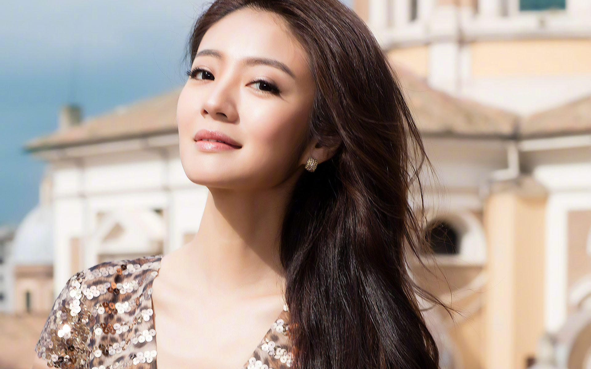 她是李承铉的前女友,嫁入豪门拼命晒幸福,今老公变得越来越时尚