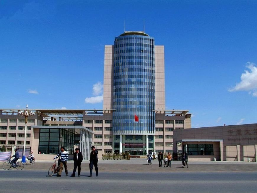 小编以湖南招生分数线为例,宁夏大学近几年的录取分数线都530分左右