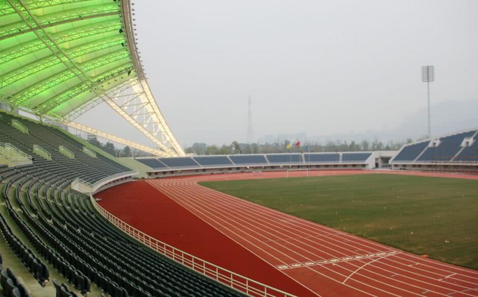 世界瞩目!万州将举办首次国际足球赛事 里皮带