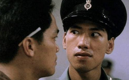 张耀扬凭仗在影戏《无间道Ⅱ》中扮演"金牌打手"罗继贤,全片不发一言