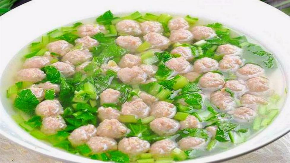 肉丸子滑嫩有嚼劲的做法,简单又营养,全家人都喜欢,汤都能喝完