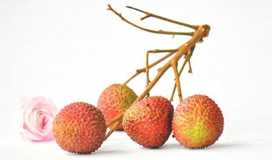 如今依旧是男女老少的心头好当年让杨贵妃望穿秋水心心念念的荔枝