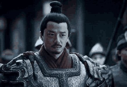 后来马谡在街亭失守了,王平带领千余士兵击鼓,让曹军以为有伏军,就不