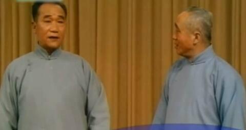 侯宝林老照片,说相声表情丰富生动|侯宝林|相声|表演艺术家_新浪新闻