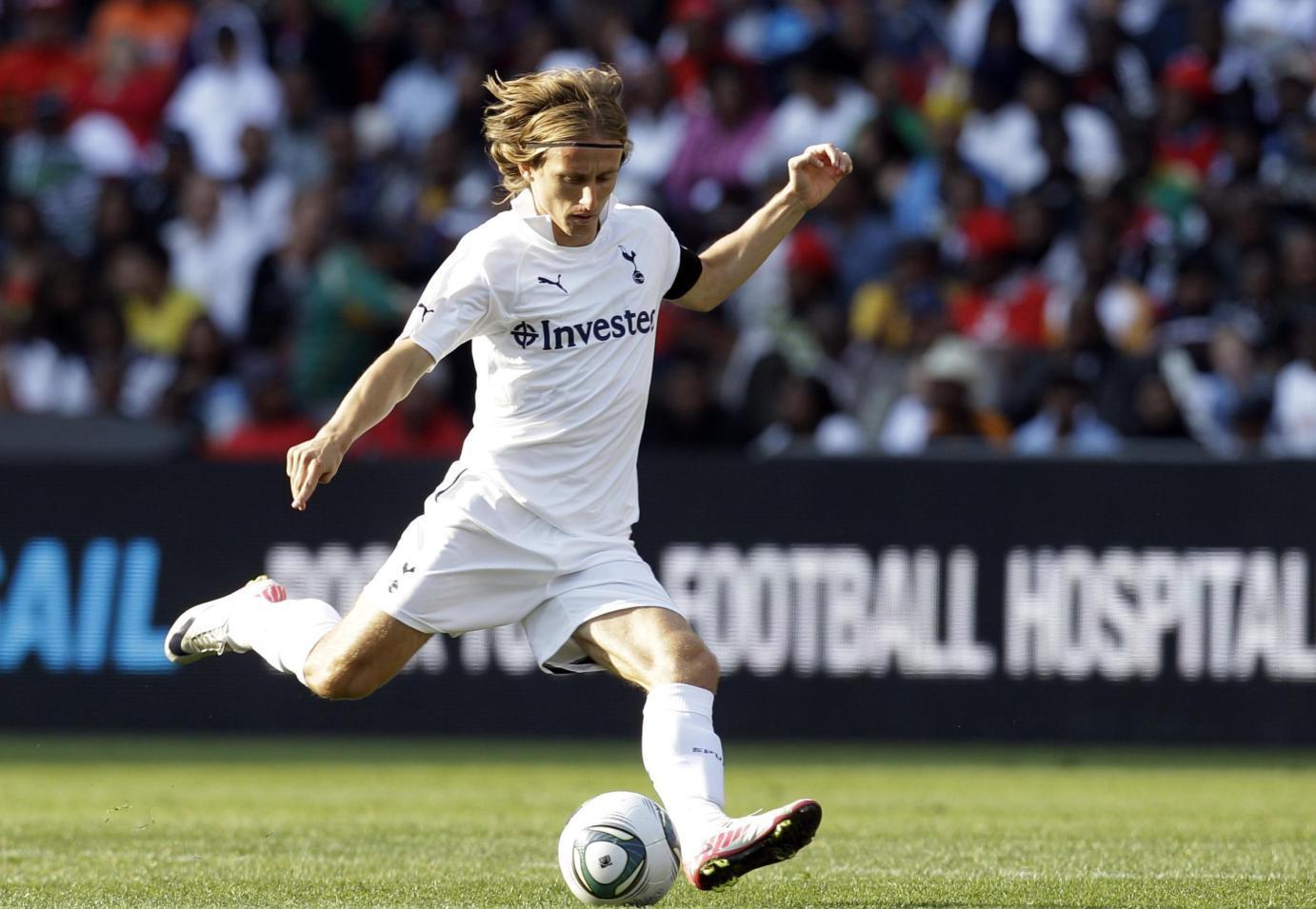 实至名归! 皇马新10号莫德里奇, 科娃改穿19, 走