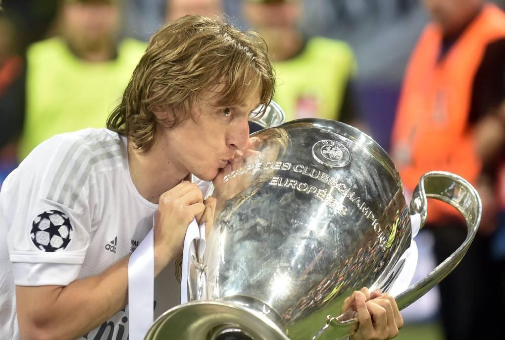 实至名归! 皇马新10号莫德里奇, 科娃改穿19, 走