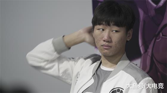 lol-jackeylove : 夏季赛小目标是进s8, 大目标随缘