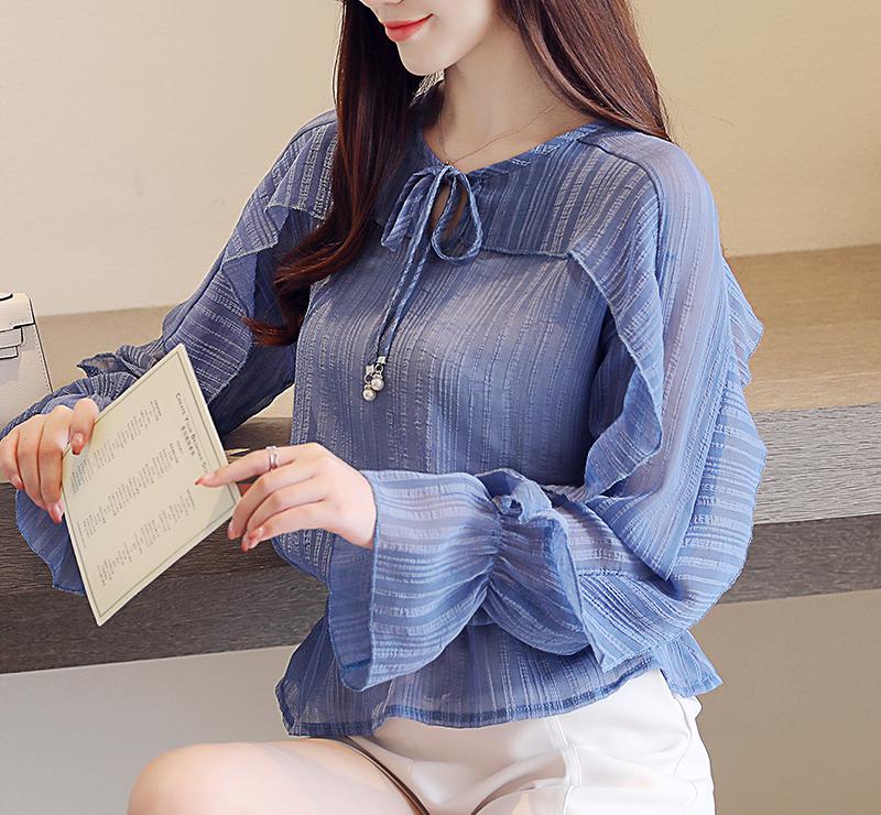 虎背熊腰的女人早秋这样穿雪纺衫背影都瘦翻天超美