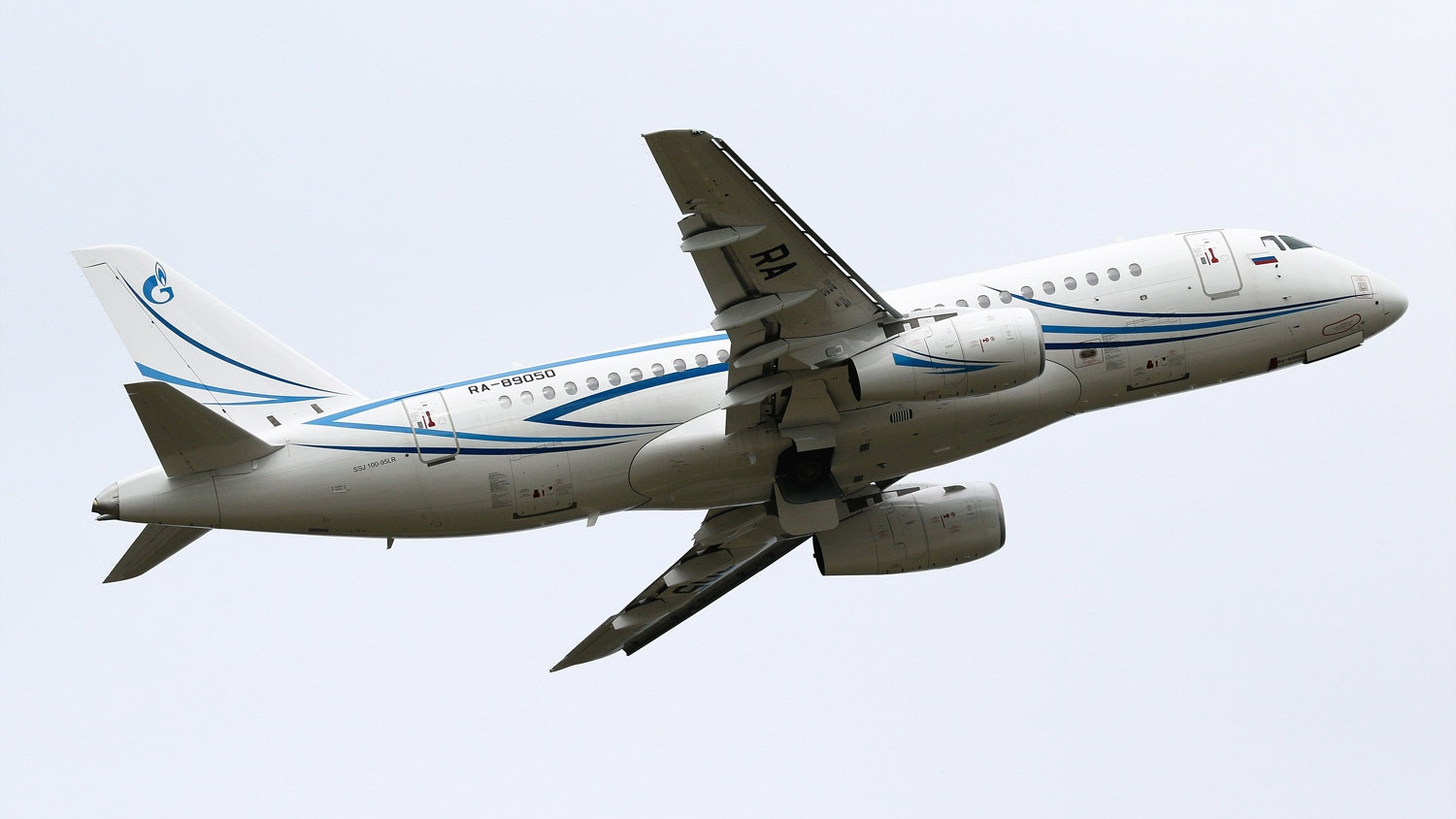 俄罗斯苏霍伊也可以研制民航飞机这就是ssj100型中型民航客机
