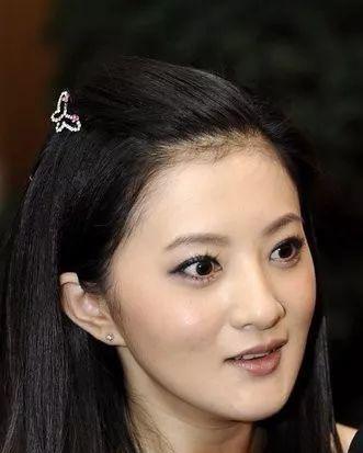 最美童星金铭,北大学霸金铭,若有诗书藏于心,岁月从不败美人!