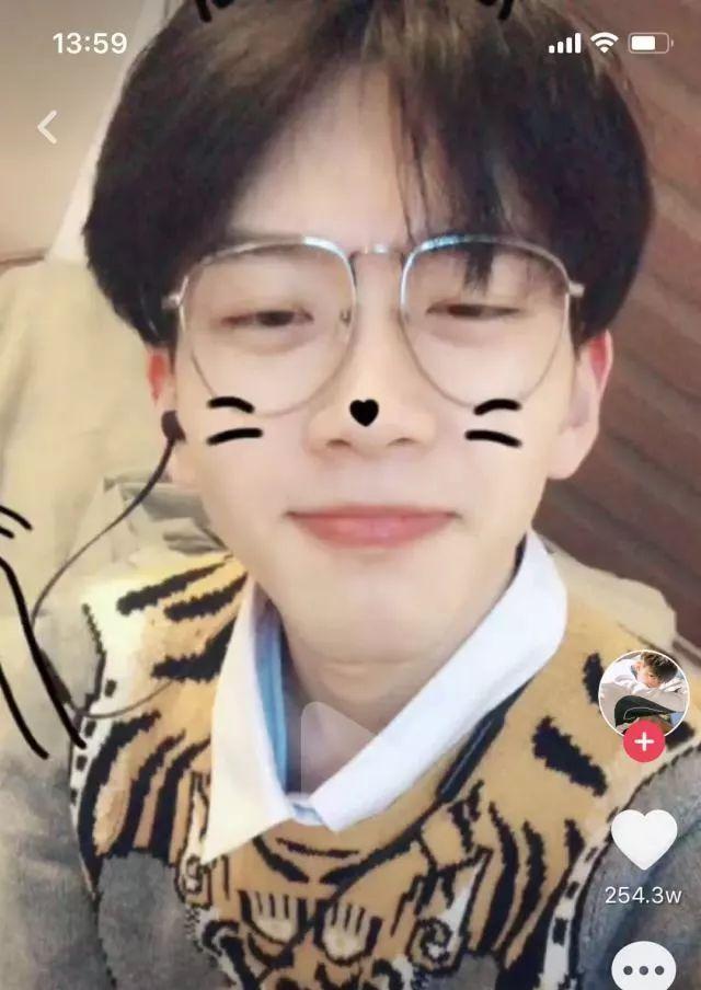 抖音有多火 | 心中的神级爱豆原来是抖音上李狗子和王二丫