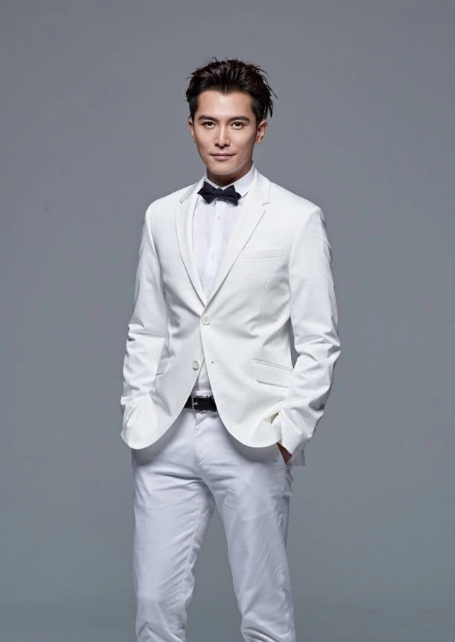 邱泽《幸福一家人》将播 挑战喜爱的角色是"转型"之外的惊喜|幸福一