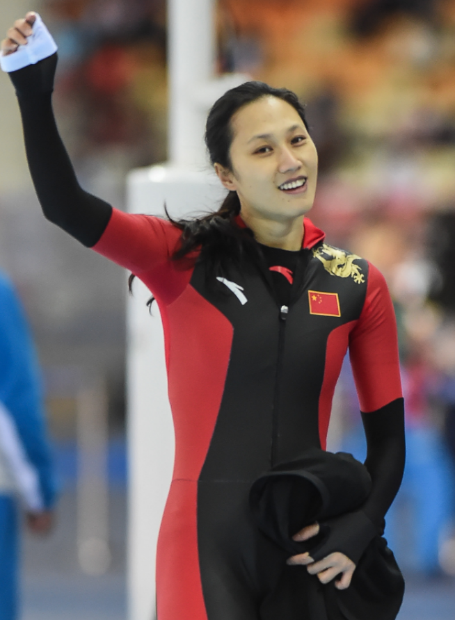 她是身材傲人的速滑女神,赢两枚奥运金牌,如今成国际奥委会委员