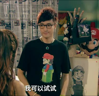 《爱情公寓》主演现状:娄艺潇事业红火,而他和小12岁美女相恋?