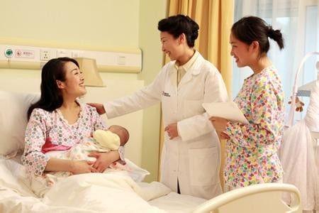 我妈是来照顾我坐月子的,不是来你家做保姆的