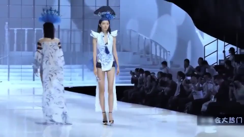 2018深圳内衣展可丰满内衣秀大秀中国风