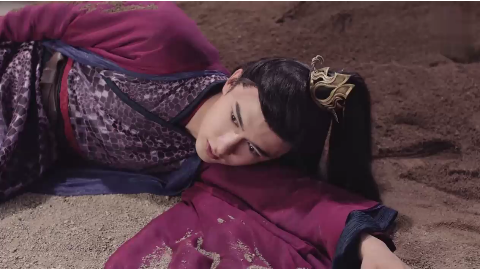 芸汐传:顾北月利用机关将芸汐隔离,毒蛊兽现身吓了芸汐一跳!