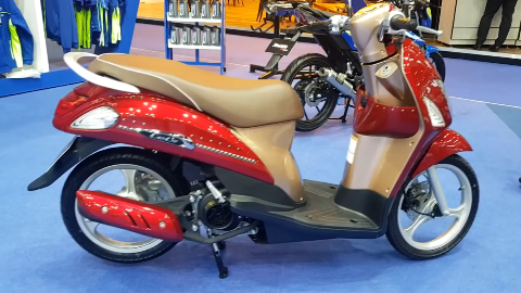 最省油省心的踏板之王2018款铃木休闲代步电喷小绵羊lets