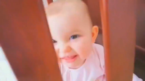 宝宝小金鱼开衫毛衣编织方法视频宝宝穿上它更