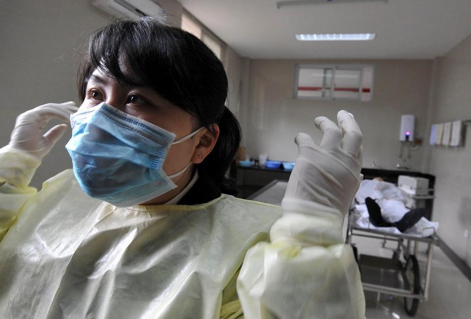 直击那些在火葬场工作的女孩,月入上万却没人敢娶!