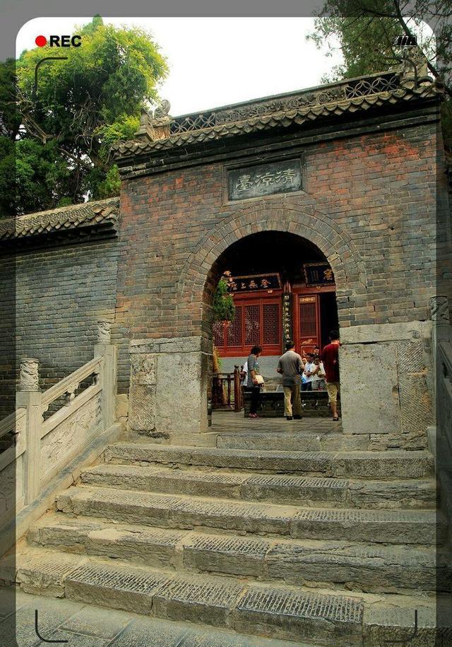 佛门净土半日闲心驰神往不羡仙