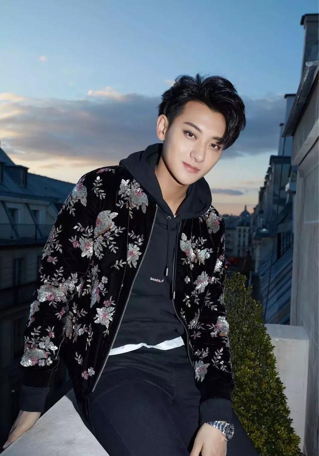 盘点当红男星经典撞衫,蔡徐坤李易峰吴亦凡上