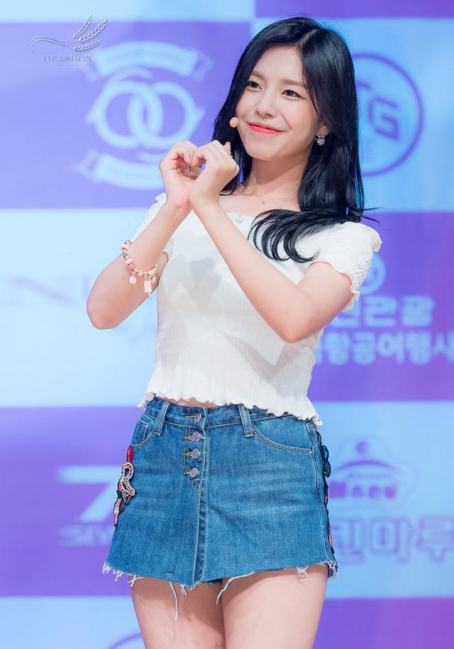 韩国明星女子组合berrygood星尚活动风尚大秀