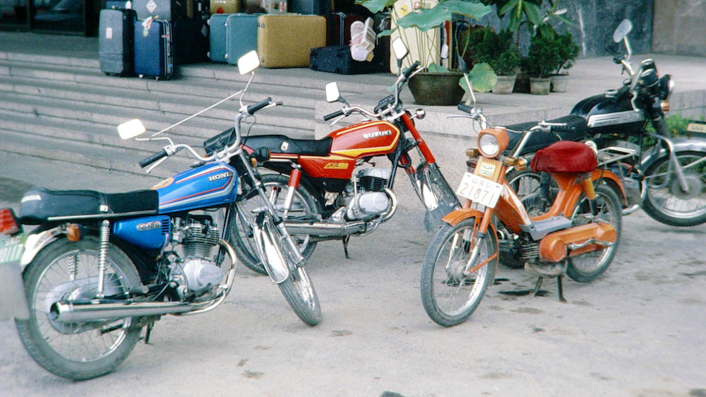 老照片:山东济南纪行,1988年的交通工具