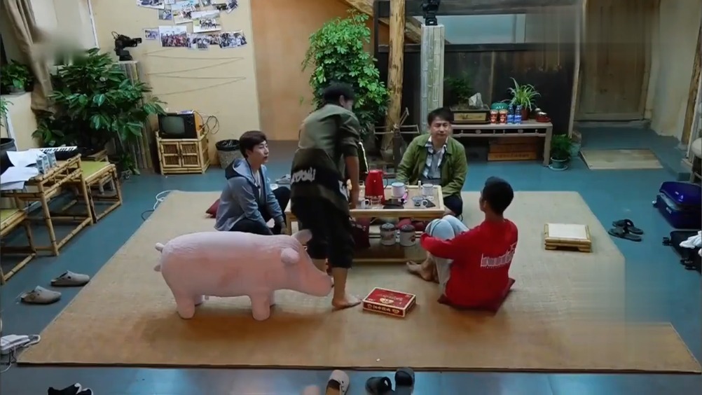 刘宪华唱了一首歌,韩天宇听完后要让刘宪华当