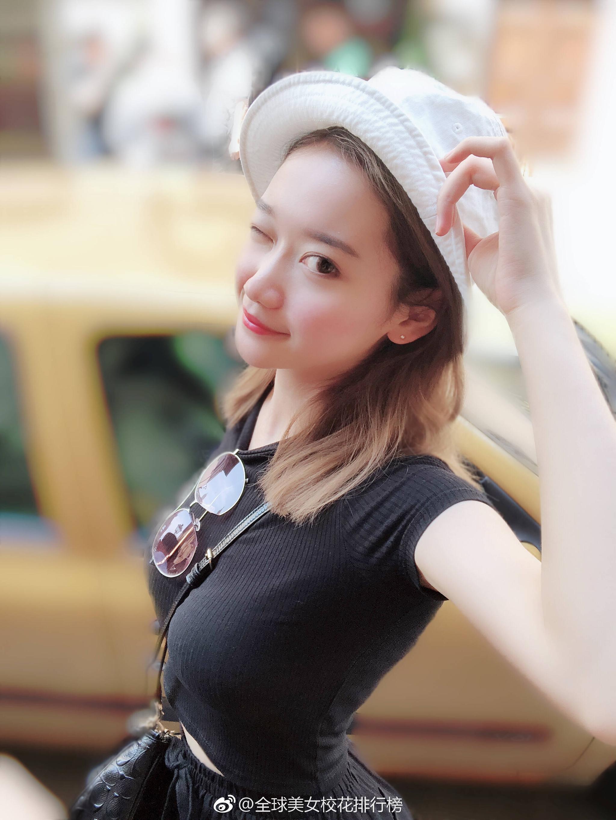 王雨萌身高169cm体重46kg19届导演艺考生