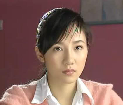 《快乐星球》里的欧阳老师可以说是当年无数小学生梦寐以求的班主任