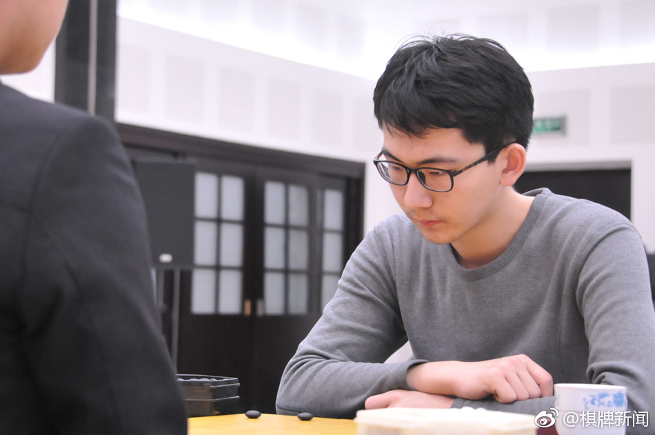 职业围棋锦标赛复赛首轮在中国棋院开战,张学斌,蒋其润等16人捉对厮杀