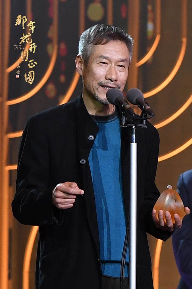 老戏骨张晨光和刘佩琦在《那年花开》中分别饰演了吴家大当家吴蔚文和