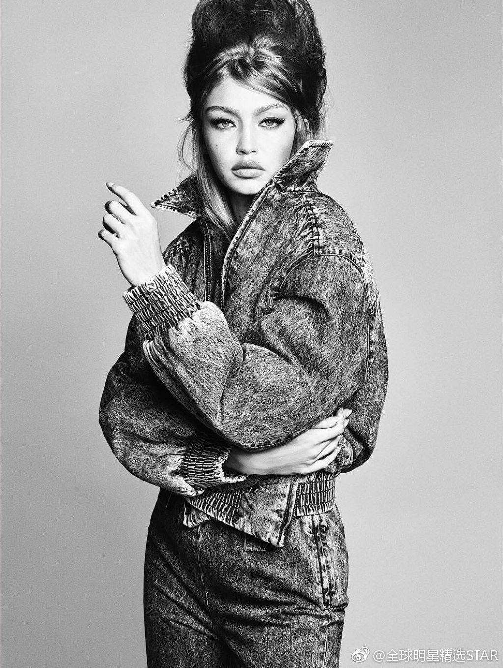 欧美女模特Gigi Hadid吉吉·哈迪德纽约街拍图片 | 犀牛图片网