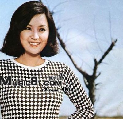 谢贤前妻带儿子现身,甄珍70岁依旧很美,儿子32岁小鲜肉一枚|谢贤|甄珍