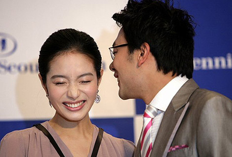 李敏英|李灿|离婚_新浪新闻