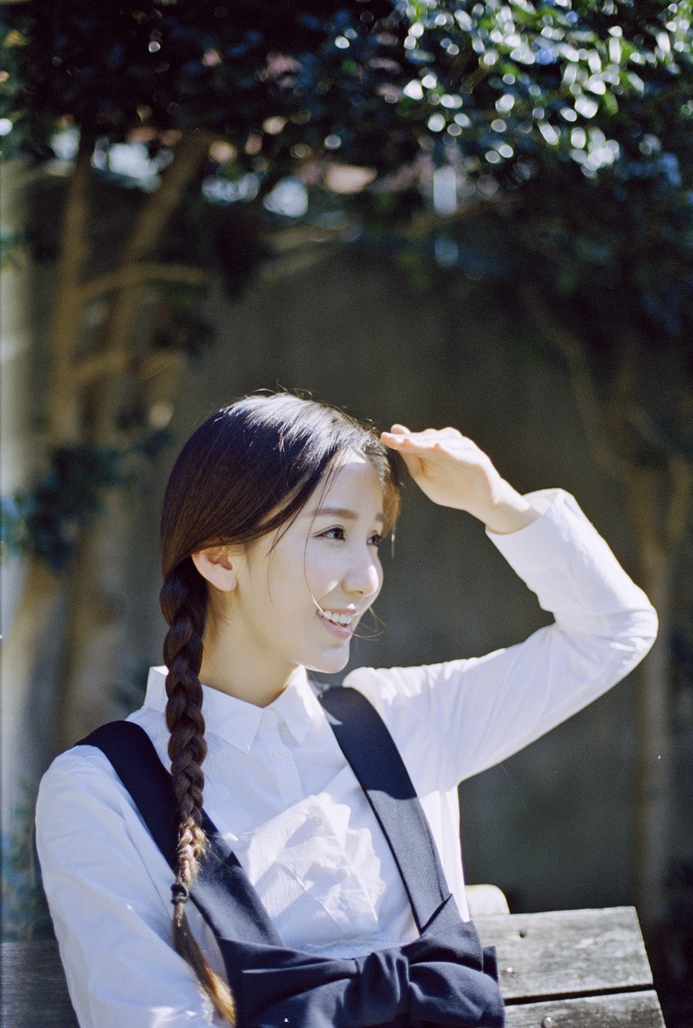 娄艺潇小清新旅行写真 白衬衫里都是阳光的味道