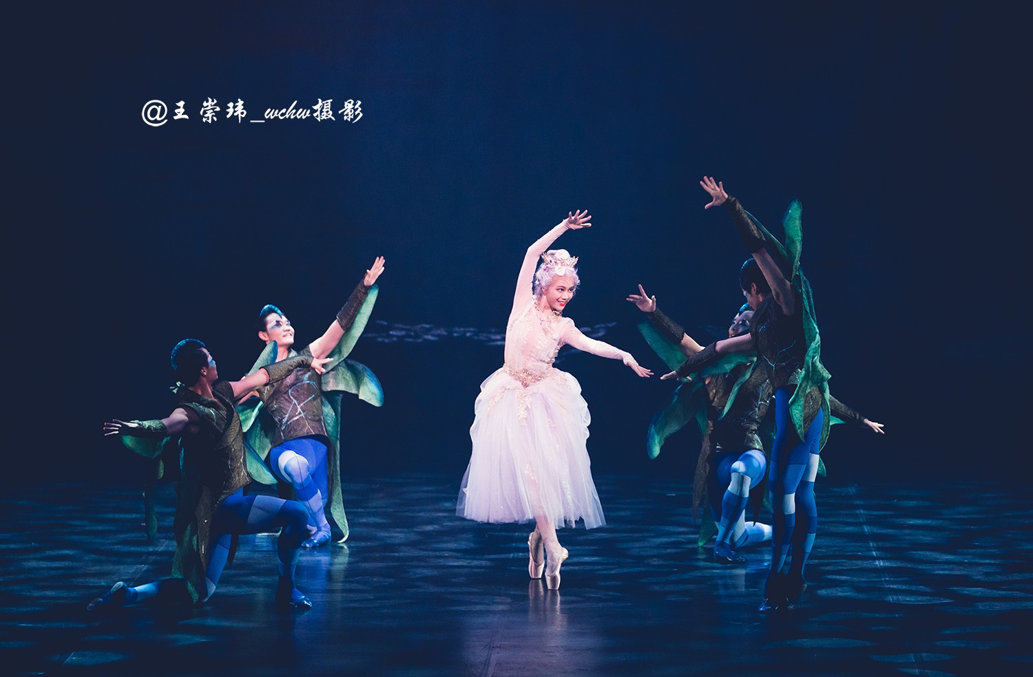 中央芭蕾舞团9月28日晚在天桥剧场首演芭蕾舞剧"灰姑娘"