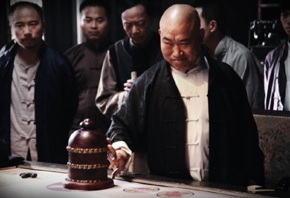 演了21年丑角,却娶了个老婆美貌如花,如今女儿比妈妈还漂亮