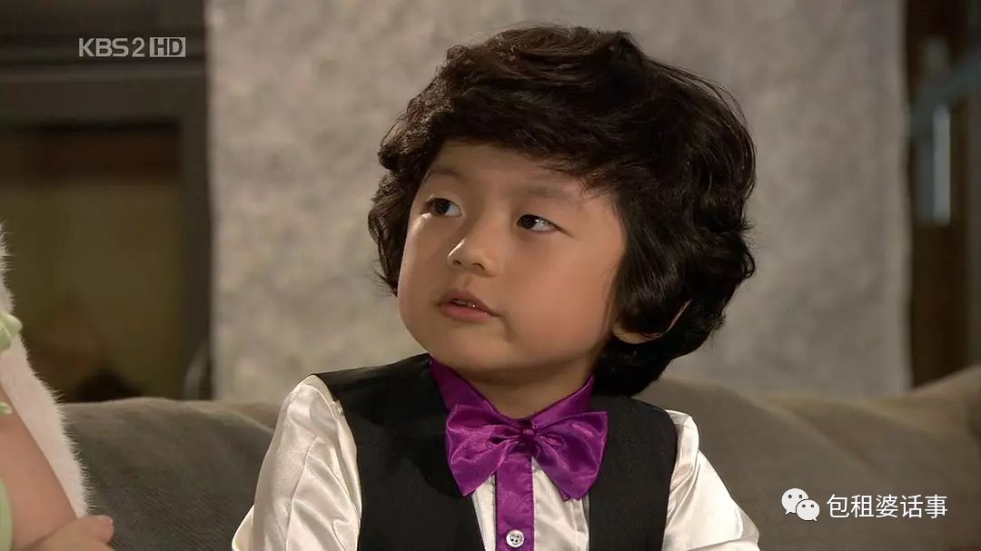 毫无防备,冷笑小可爱王锡玄竟然长这么大了