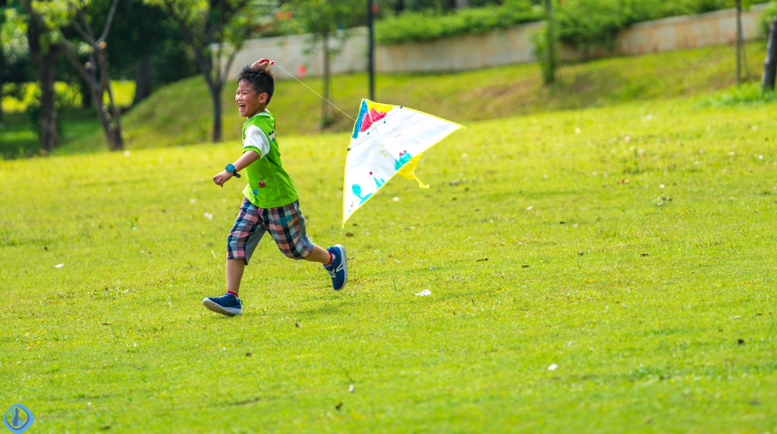 童真童乐,夏季里那些放风筝的孩子