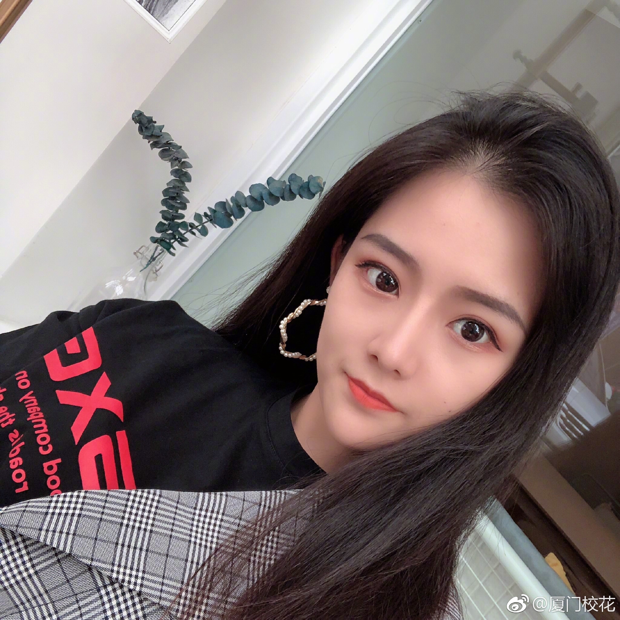 她叫潘瑞,就读于厦门大学嘉庚学院,身高162cm|厦门大学嘉庚学院|潘瑞|就读_新浪新闻