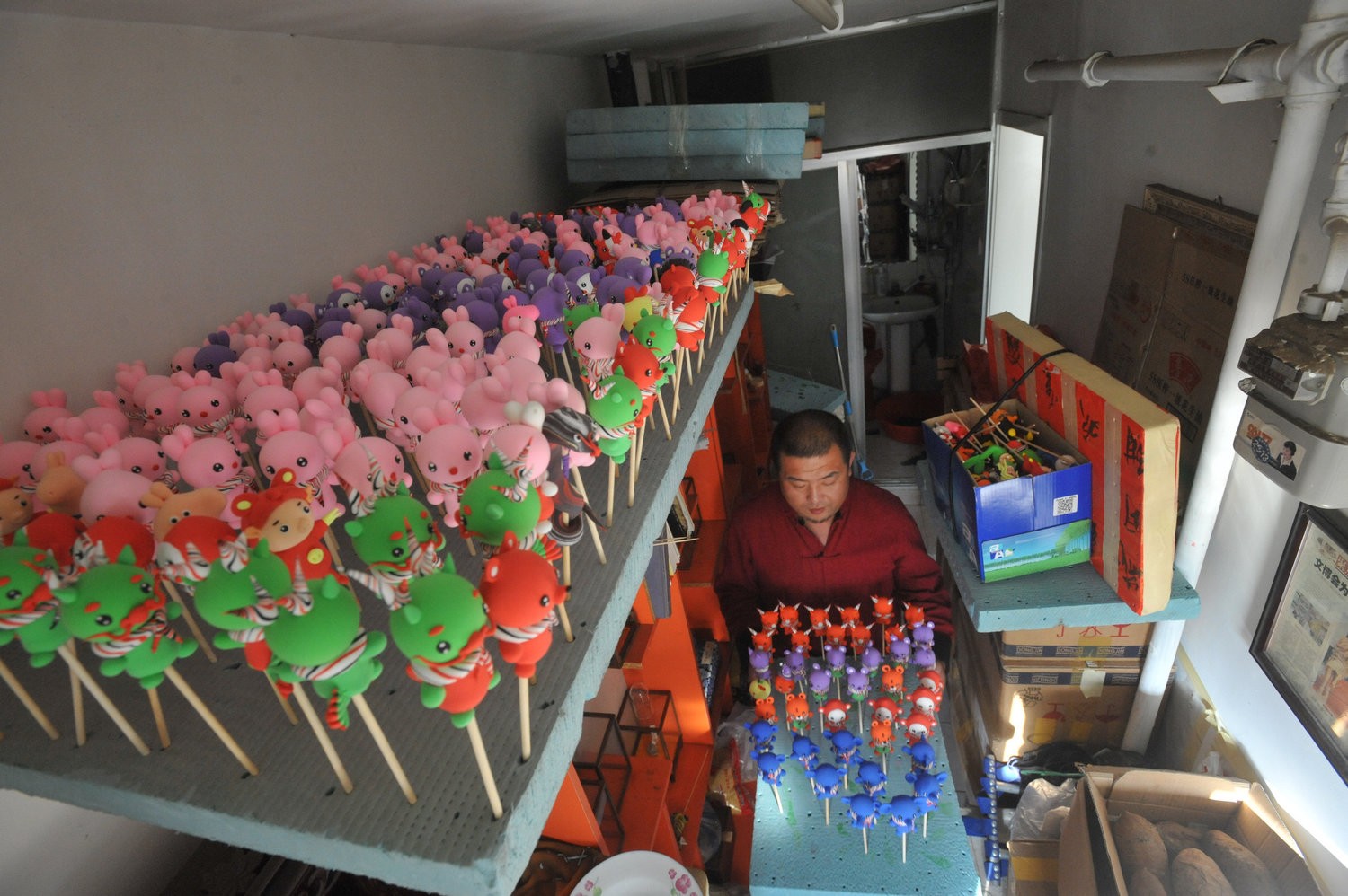 因痴迷捏面人妻子险些和他离婚,如今他靠此养家媳妇成帮手|董辉|捏面