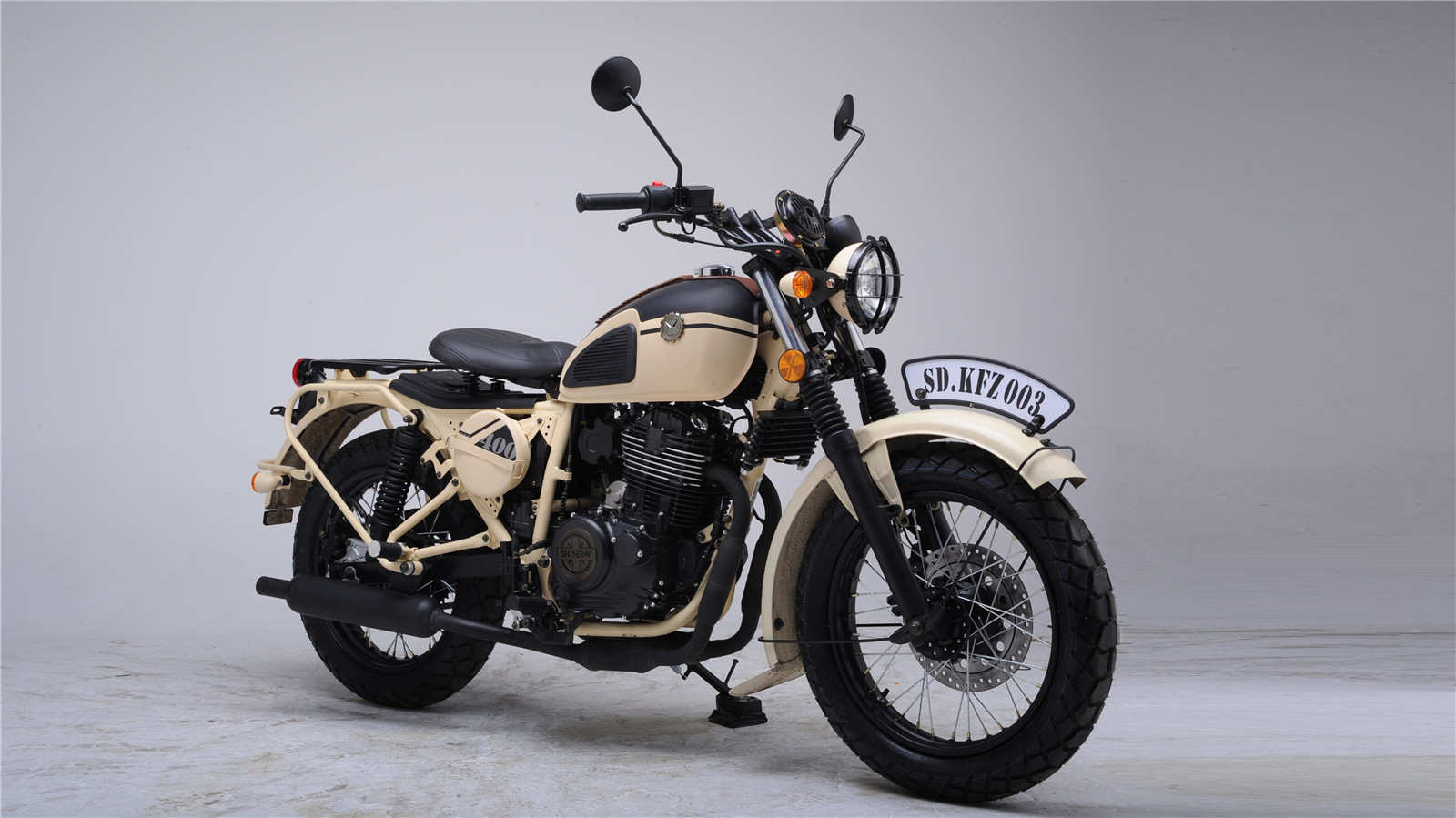 自从鑫源生产出第一辆xy 400(国棍)开始,这个品牌就与复古摩托车结下