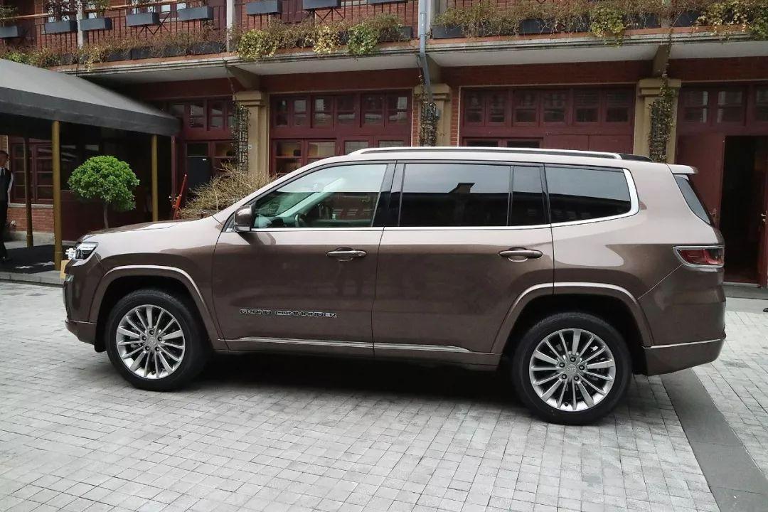 近距离体验广汽菲克jeep大指挥官