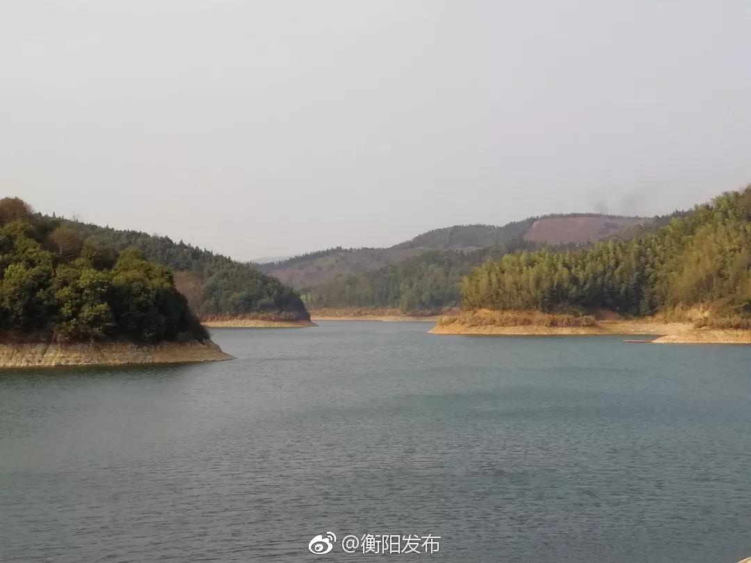 第一次从空中看三都凉水冲水库,景色太美了!