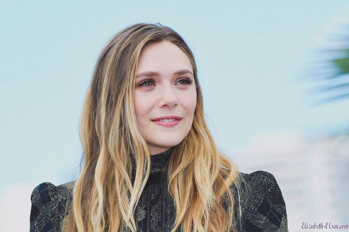 漫威绯红女巫伊丽莎白奥尔森