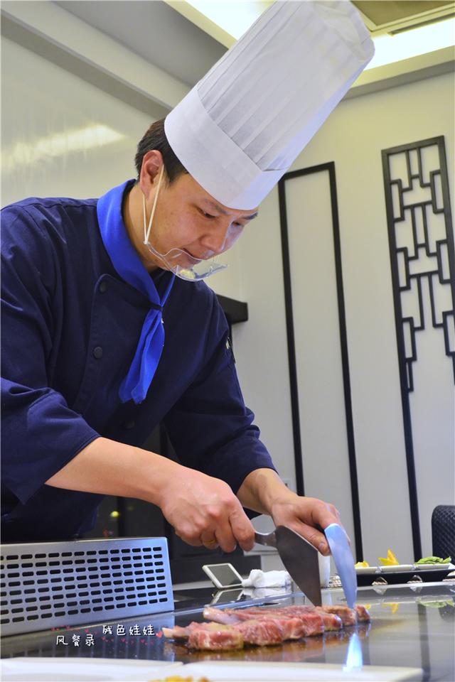 骏豪会里的谜之料理一,铁板带领味蕾起舞