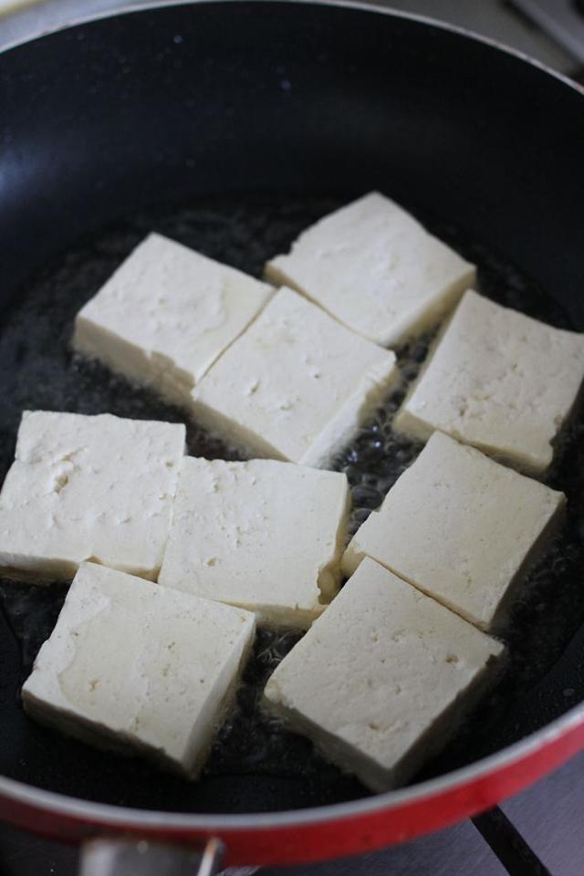 黄豆粒变成白嫩嫩的美味卤水豆腐如何制作卤水豆腐豆腐菜三款